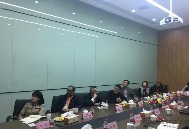 漢鐘精機(jī)喜迎聯(lián)合國(guó)官員來訪